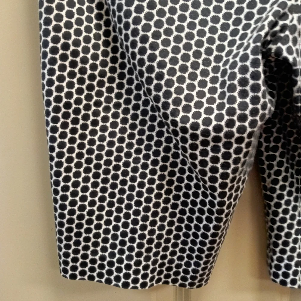 Laundry by Shelli Segal Los Angeles Tailored Bermuda Shorts - size 8